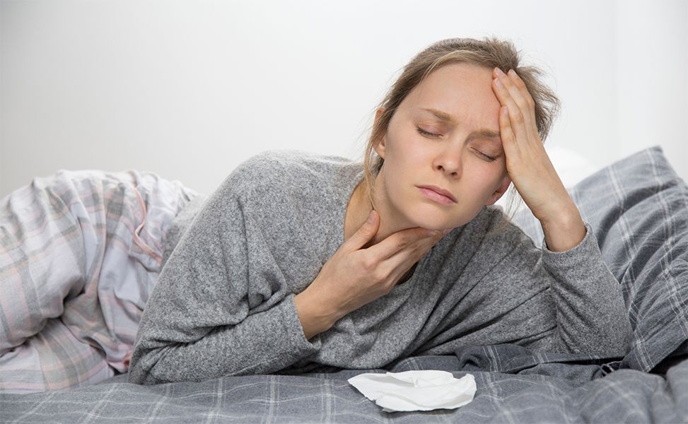 Болит горло по&nbsp;утрам: причины